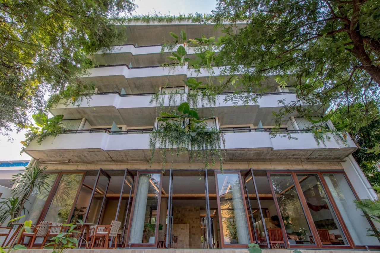 Penh House Hotel Phnom Penh Exterior foto
